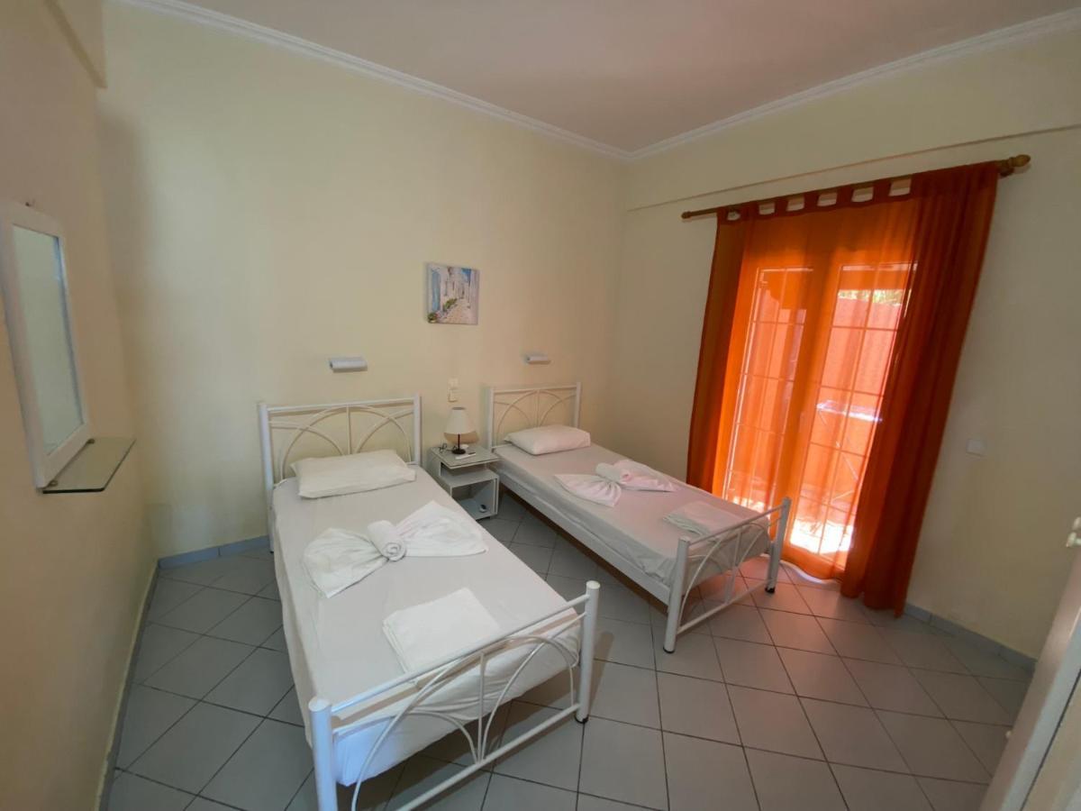 Papadatos Apts With Amazing View - 5Mins From The Beach Kontogialos Εξωτερικό φωτογραφία