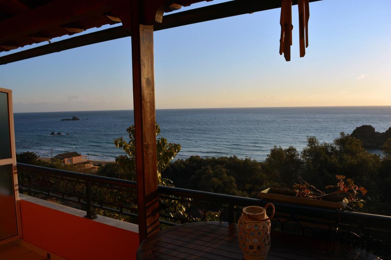 Papadatos Apts With Amazing View - 5Mins From The Beach Kontogialos Εξωτερικό φωτογραφία