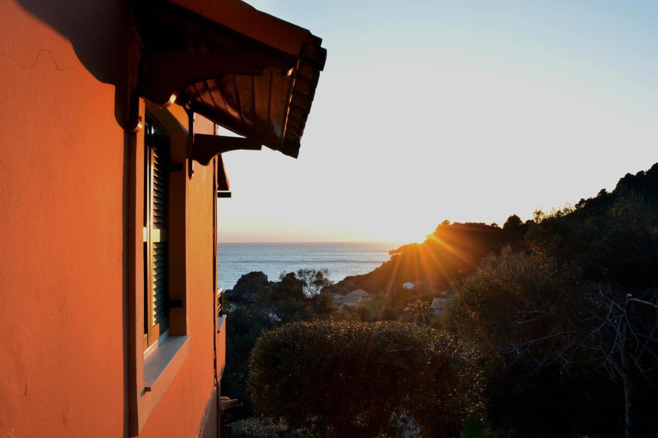 Papadatos Apts With Amazing View - 5Mins From The Beach Kontogialos Εξωτερικό φωτογραφία