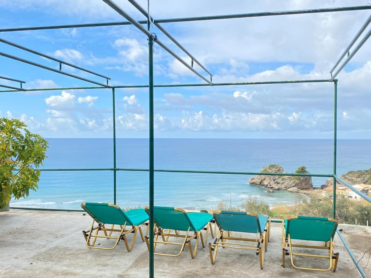 Papadatos Apts With Amazing View - 5Mins From The Beach Kontogialos Εξωτερικό φωτογραφία