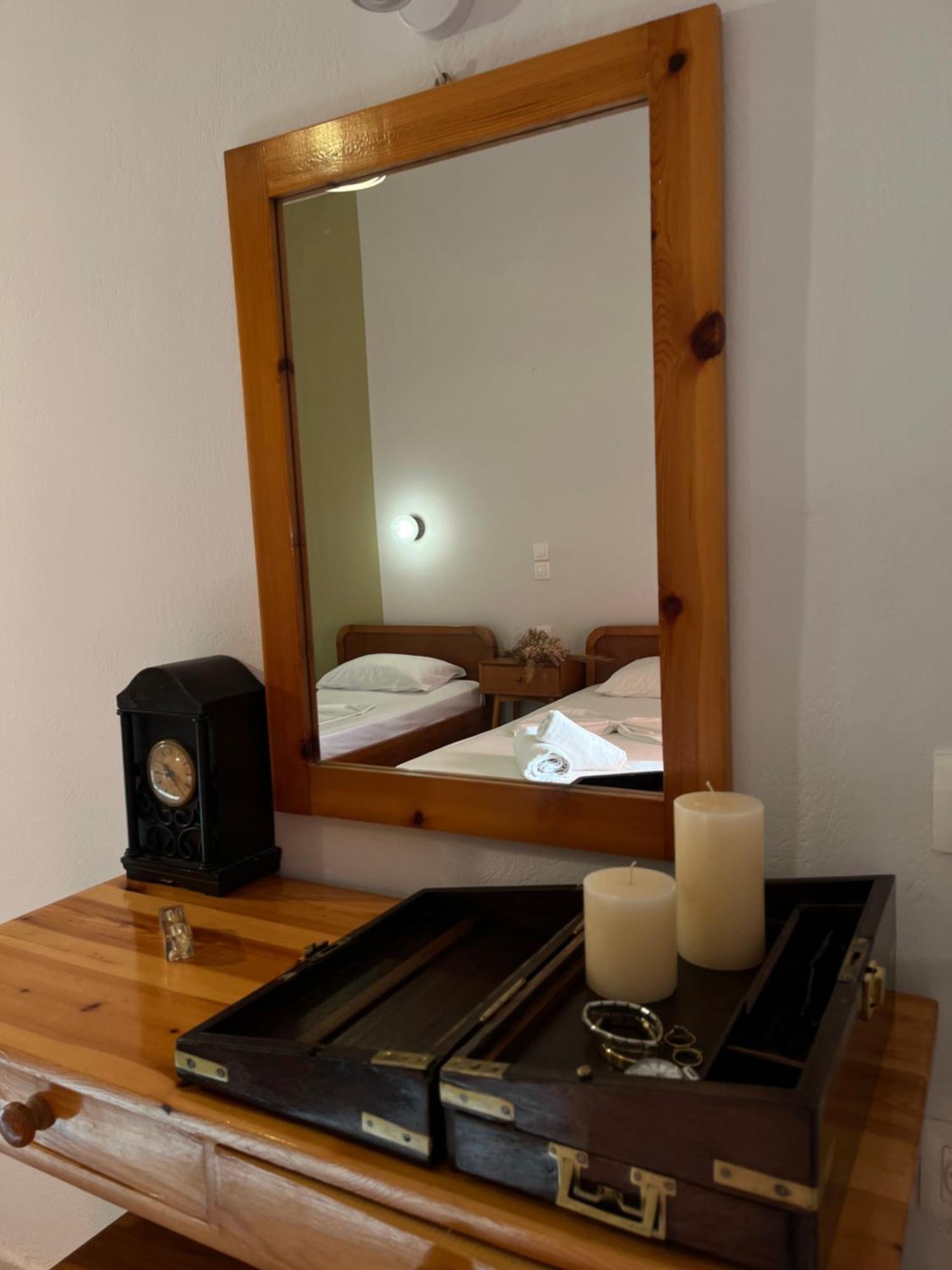 Papadatos Apts With Amazing View - 5Mins From The Beach Kontogialos Εξωτερικό φωτογραφία