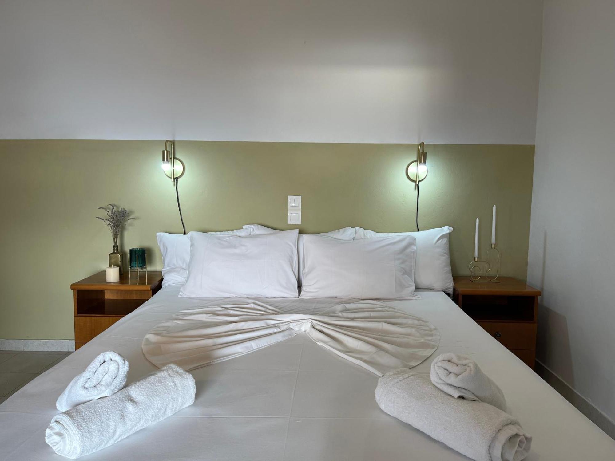 Papadatos Apts With Amazing View - 5Mins From The Beach Kontogialos Εξωτερικό φωτογραφία